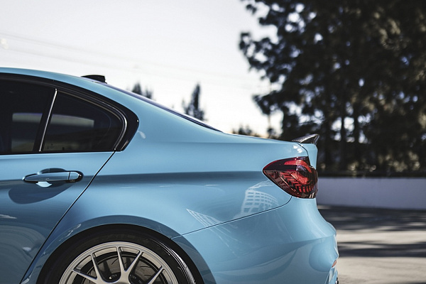 Фото дисков Rotiform TUF Серебро на BMW 3/M3 (F3x/F80)