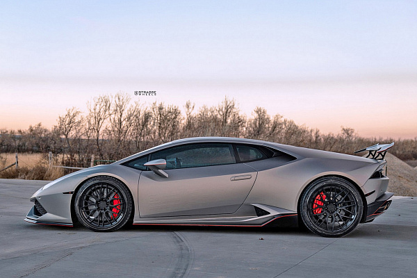 Фото дисков Strasse Wheels SV10M Deep Concave FS Черный сатин на Lamborghini Huracan