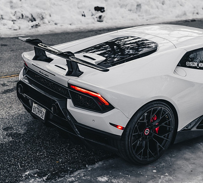 Фото дисков Brixton Forged PF10 на Lamborghini Huracan