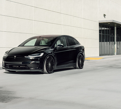 Фото дисков Vossen HF-8 на Tesla Model X