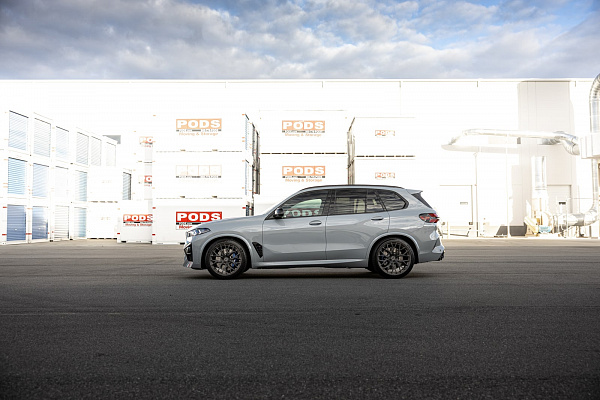 Фото дисков Brixton Forged PF13 R / RS Сатиновый темный лак на BMW X5/X5 M (G05/G18/F95)