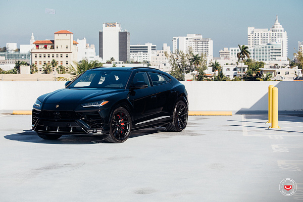 Фото дисков Vossen EVO-5 Черный сатин на Lamborghini Urus