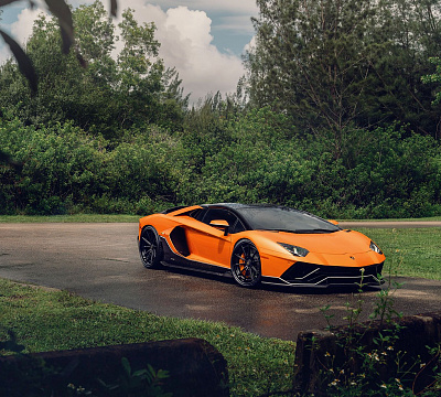 Фото дисков 1886 Wheels G010 на Lamborghini Aventador