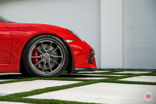 Фото дисков Vossen ML-X2 Сатиновый темный лак на Porsche Cayman II