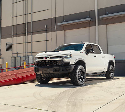 Фото дисков 4PLAY 4P06 на Chevrolet Silverado IV