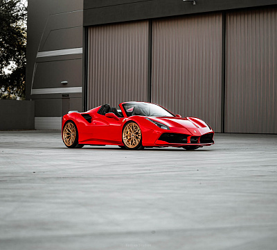 Фото дисков Brixton Forged CM6-R на Ferrari 488