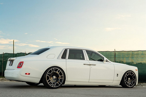 Фото дисков Anrky RF-277 Алмазная проточка на Rolls-Royce Phantom