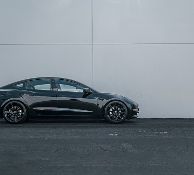 Фото дисков Asanti CORONA TRUCK на Tesla Model 3