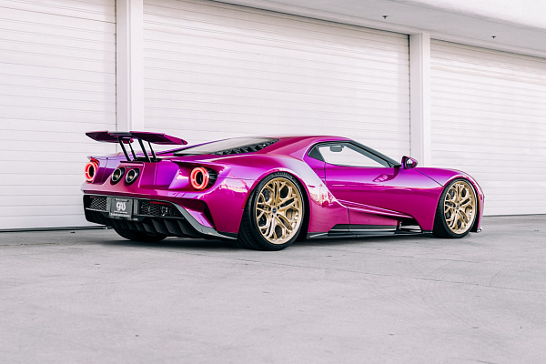 Фото дисков Brixton Forged PF14 R / RS Глянцевая шампань на Ford GT II