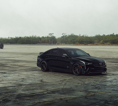 Фото дисков Vossen ML-X2 на Cadillac CT4