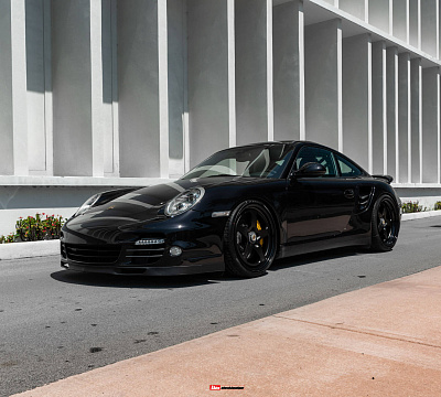 Фото дисков HRE 527 на Porsche 911 VI