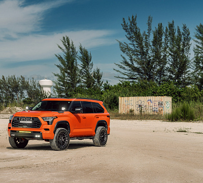 Фото дисков Vossen HFX-1 (6-Lug) на Toyota Sequoia III