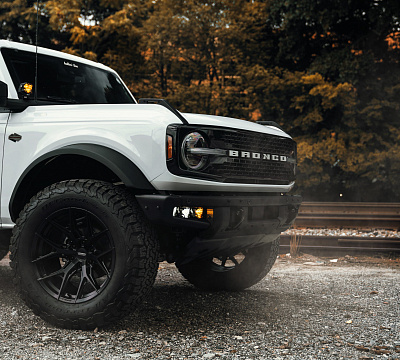 Фото дисков Vossen HF6-4 на Ford Bronco