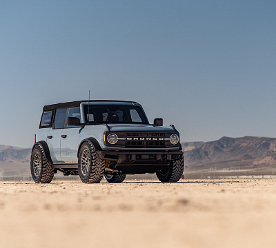 Фото дисков Vossen HF6-3 на Ford Bronco