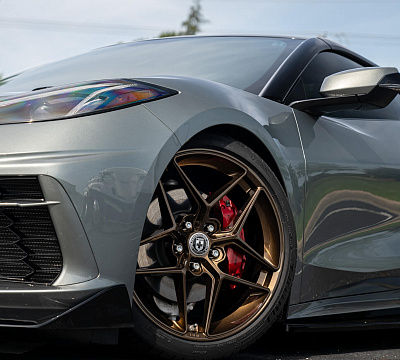 Фото дисков HRE FF11 на Chevrolet Corvette C8