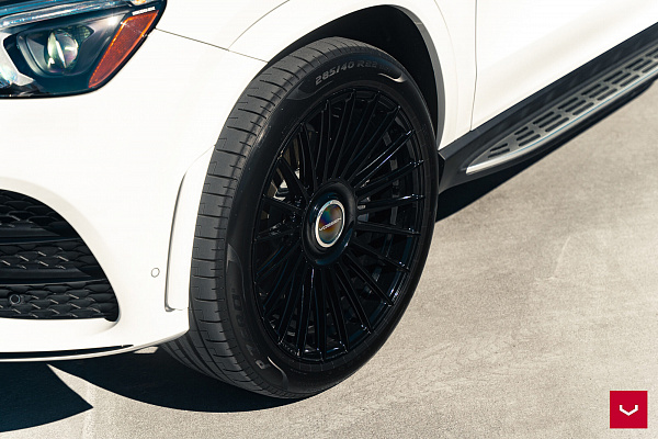 Фото дисков Vossen HF-8 Черный глянец на Mercedes-Benz GLE II