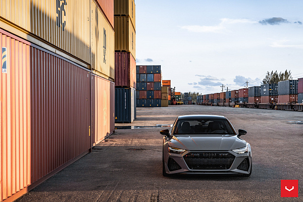 Фото дисков Vossen HF-3 Черный глянец на Audi A/RS 7 (4K)