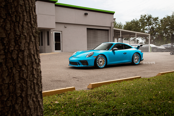 Фото дисков Strasse Wheels SV15T Deep Concave FS Другой цвет на Porsche 911 VII