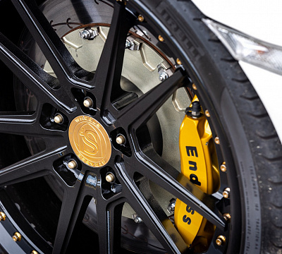 Фото дисков Strasse Wheels SV1 Deep Concave FS на Nissan GT-R