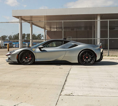 Фото дисков Anrky S3-X1 на Ferrari SF90