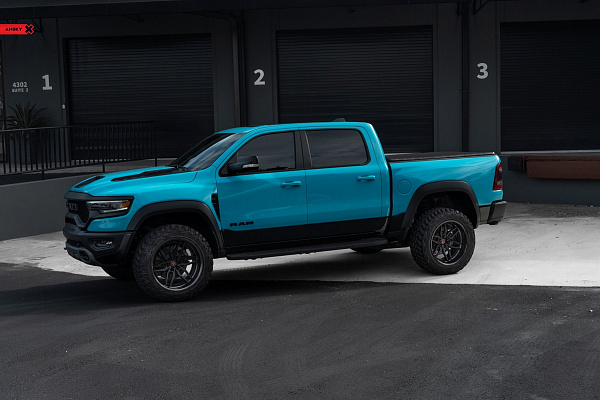 Фото дисков Anrky AN36-S Черный сатин на Ram 1500 V