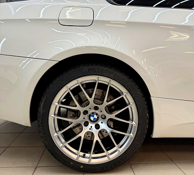 19" диски в дизайне BMW 359M и окрасе Hyper Silver