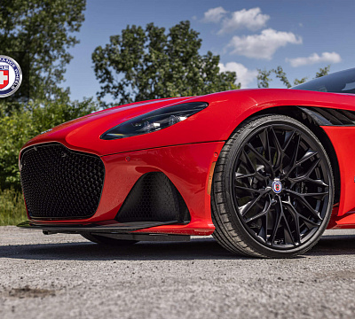 Фото дисков HRE P200 на Aston Martin DBS 3