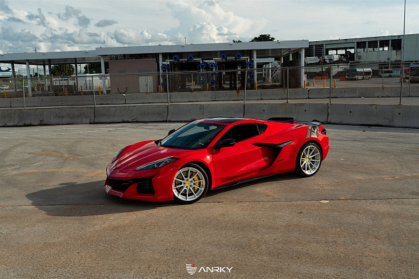 Фото дисков Anrky AN28 Глянцевый лак на Chevrolet Corvette C8