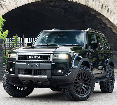 Фото дисков Kahn G22 DC на Toyota Land Cruiser Prado 250