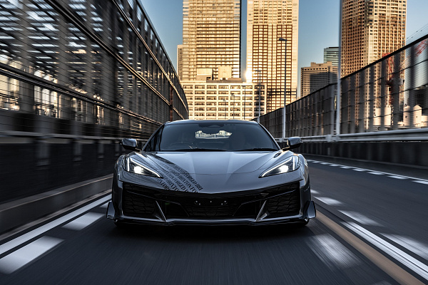 Фото дисков Brixton Forged RS01 Синий сатин на Chevrolet Corvette C8