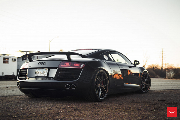 Фото дисков Vossen HF-5 Глянцевый графит на Audi R8 (Typ 42)