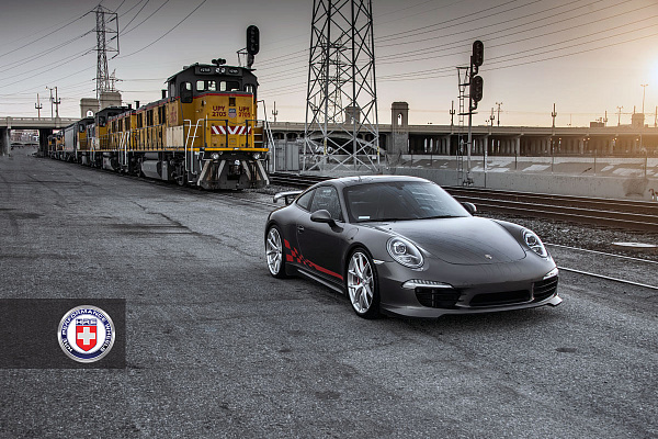 Фото дисков HRE P101 Глянцевый лак на Porsche 911 VII