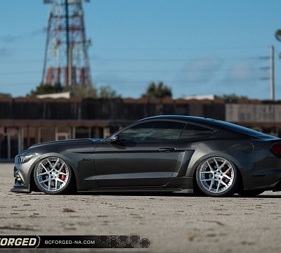Фото дисков BC Forged HCS02 на Ford Mustang VI