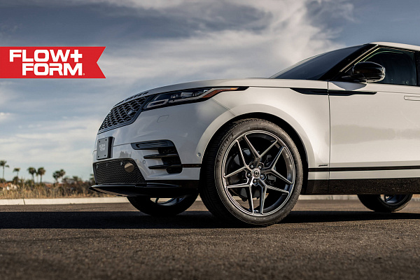 Фото дисков HRE FF11 Серебро на Land Rover Range Rover Velar
