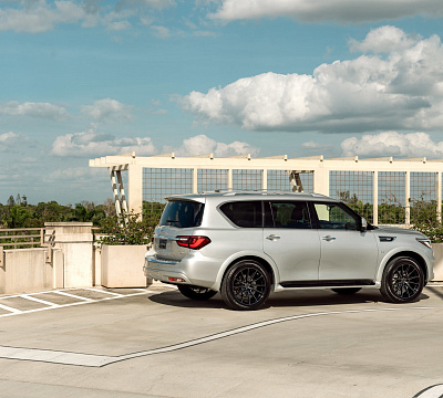Фото дисков Vossen HF6-1 на Infiniti QX80 I
