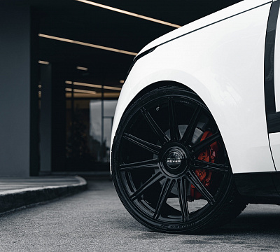 Фото дисков Vossen S17-12 на Land Rover Range Rover V