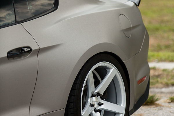 Фото дисков Vossen CV3 Серебро на Ford Mustang VI