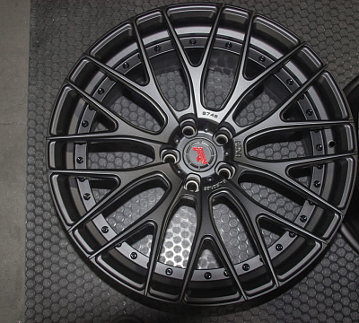 ADV.1 ADV10.0 M.V2 SL
