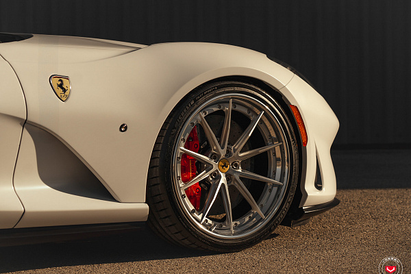 Фото дисков Vossen VPS-1 (3-Piece) Глянцевый лак на Ferrari 812