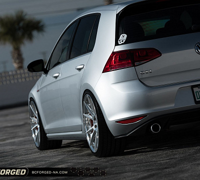 Фото дисков BC Forged HCA382 на Volkswagen Golf VII