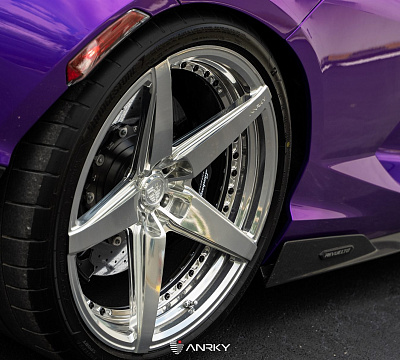 Фото дисков Anrky RS5.2 на Lamborghini Revuelto