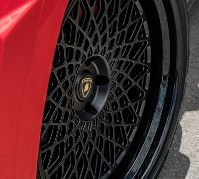Фото дисков 1886 Wheels S009 на Lamborghini Urus