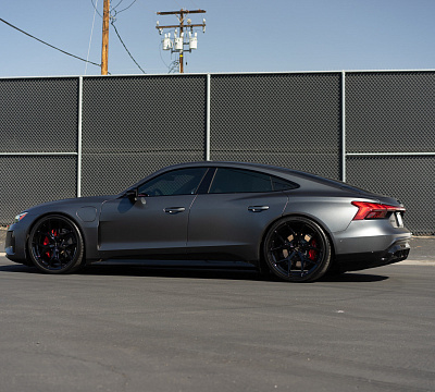 Фото дисков Vossen HF-5 на Audi E-tron GT