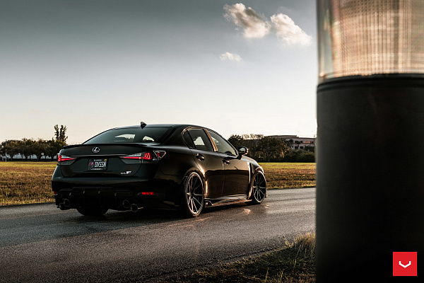 Фото дисков Vossen HF-3 Черный сатин на Lexus GS IV