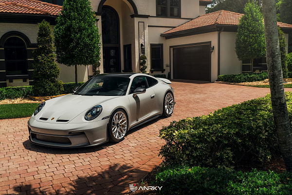 Фото дисков Anrky AN10 Глянцевый лак на Porsche 911 VIII