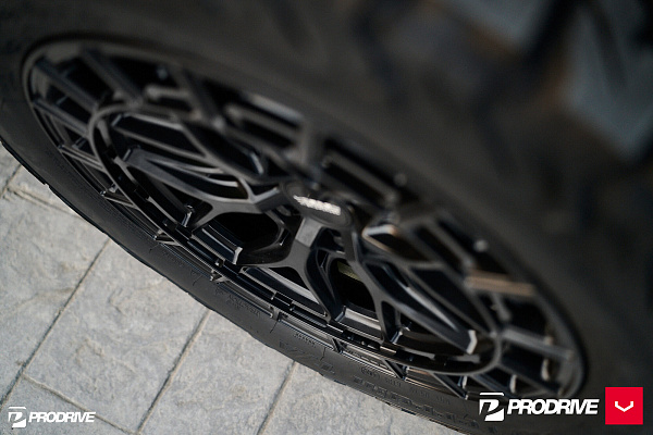 Фото дисков Vossen HFX-1 (6-Lug) Черный глянец на Ford Ranger T6.2