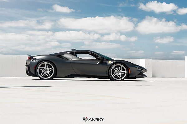 Фото дисков Anrky S1-X3 Глянцевый лак на Ferrari SF90
