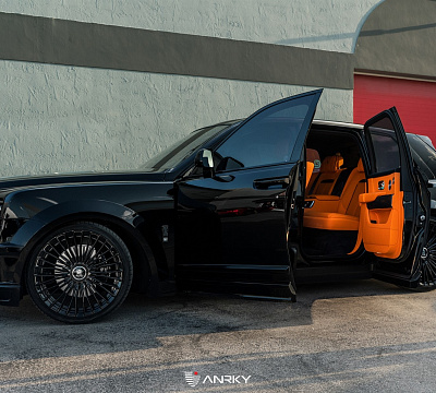 Фото дисков Anrky RF-230 на Rolls-Royce Cullinan