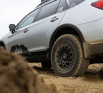 Фото дисков Black Rhino FUJI на Subaru Outback BT