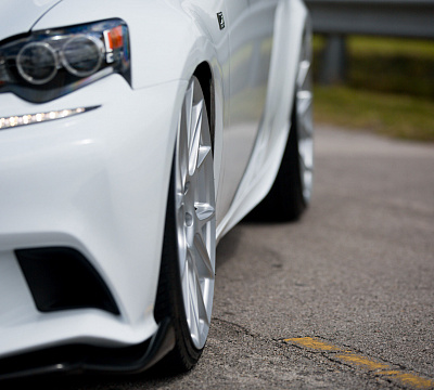 Фото дисков Vossen VFS-6 на Lexus IS II